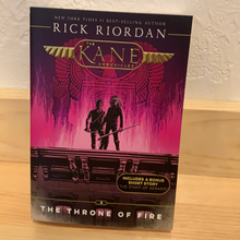 Load image into Gallery viewer, The Kane Chronicles, The Throne of Fire, Book 2
